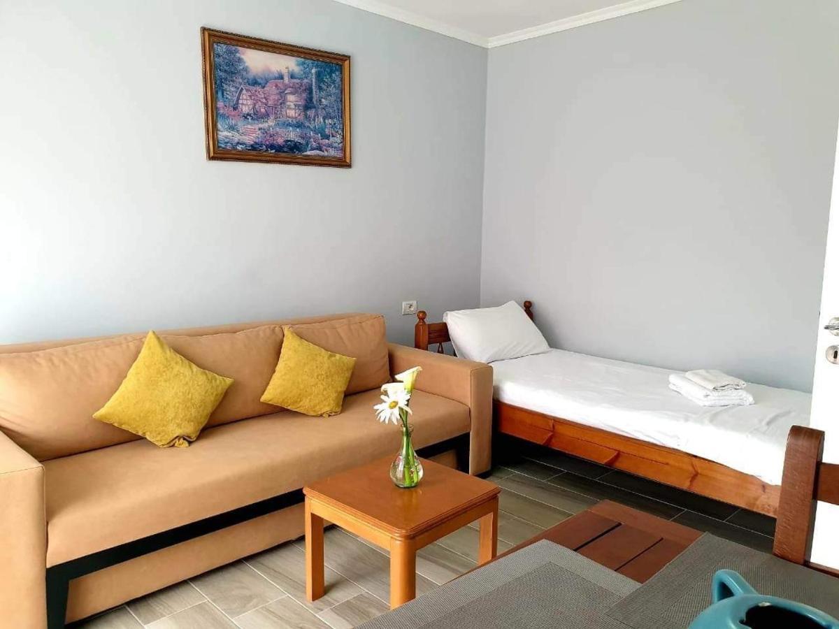 Alexa Apartament Himare Ngoại thất bức ảnh